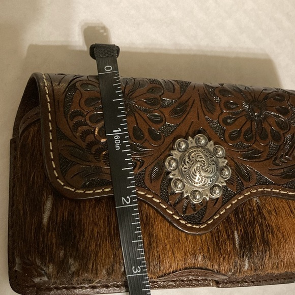 Numbered genuine hand tooled leather phone case with hair - Picture 10 of 11